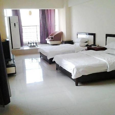 Taohuayuan Apartment Hotel Nanning Exterior photo